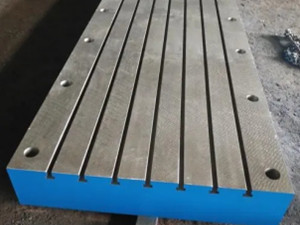 如何判斷鑄鐵平臺(tái)氣孔和縮孔缺陷的防治方法